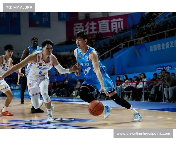 中国男篮公布短训营名单 聚焦年轻球员为未来储备力量 中国男篮公布短训营名单 聚焦年轻球员为未来储备力量