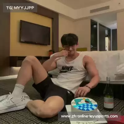 鲁羿嵩